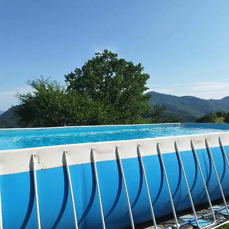 Le Cascine Alloggio per agriturismo Castel di Tora